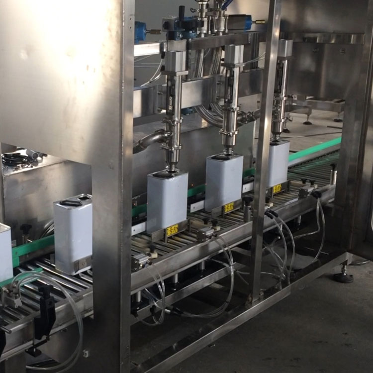 I-5L ye-Barrel ngokuZimamelayo kwi-Automatic Pharmaceutical Liquid Machine